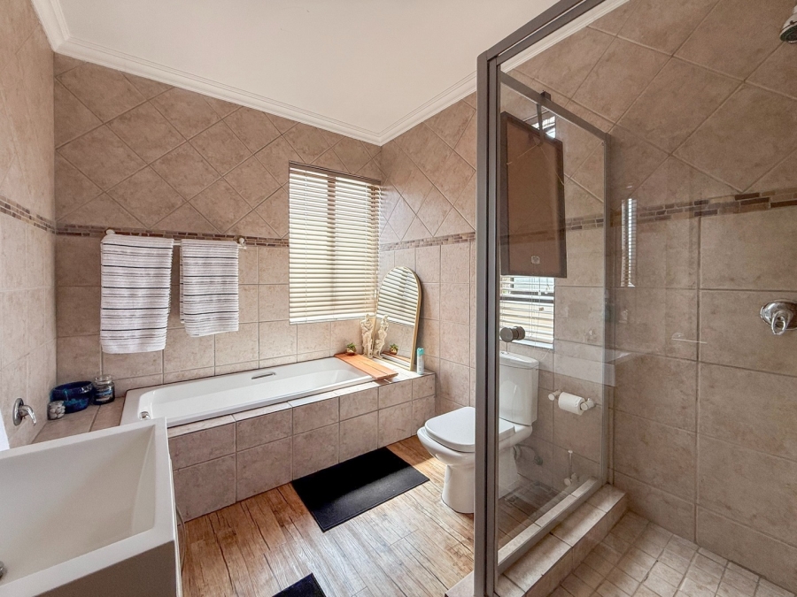 3 Bedroom Property for Sale in Xanadu Nature Estate North West